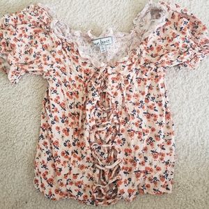 Ruched Lace Up Floral Short Sleeve Top